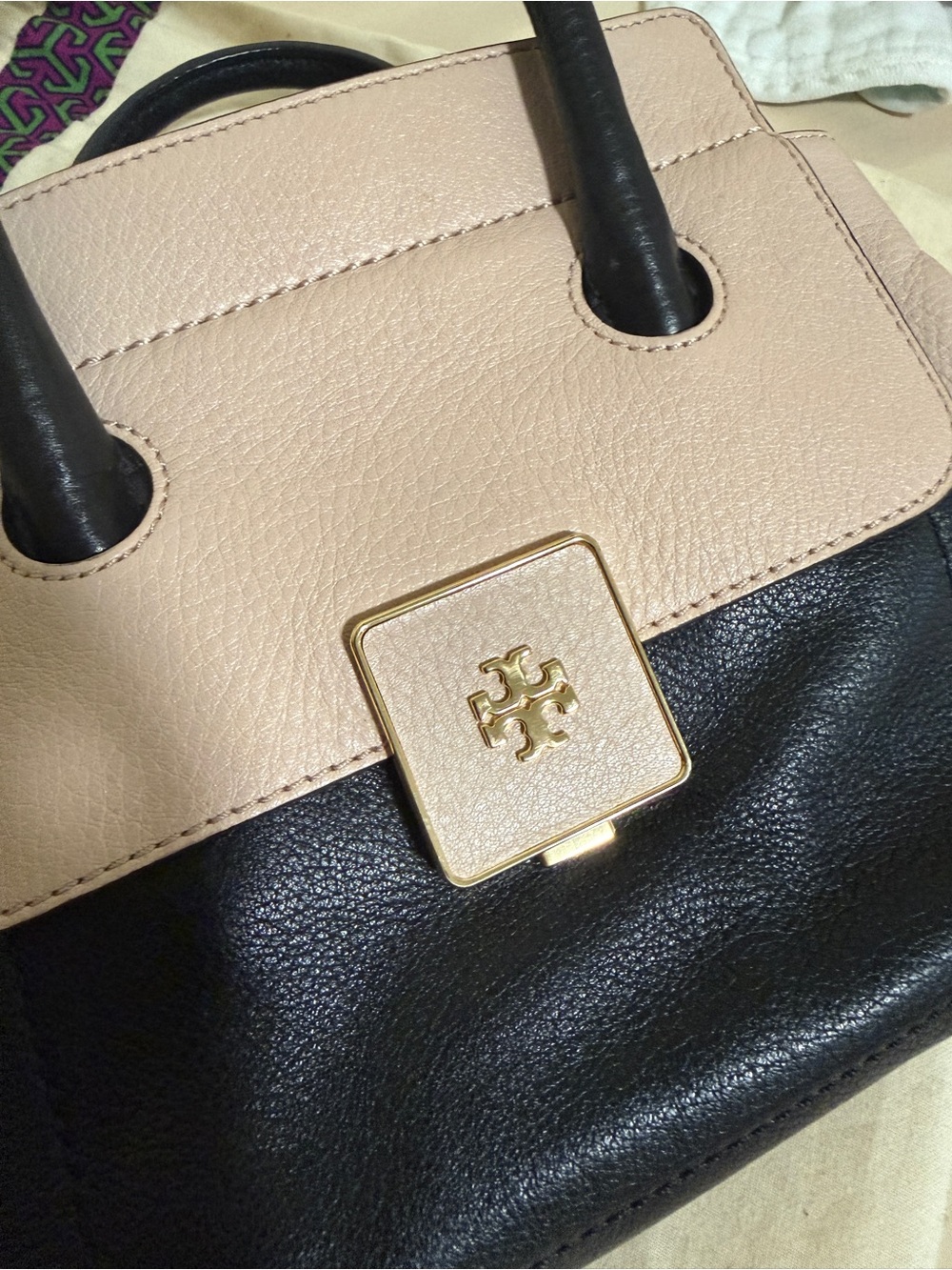 Tory Burch Two-Tone Pink and Black Leather cross body purse - Picture 6 of 6